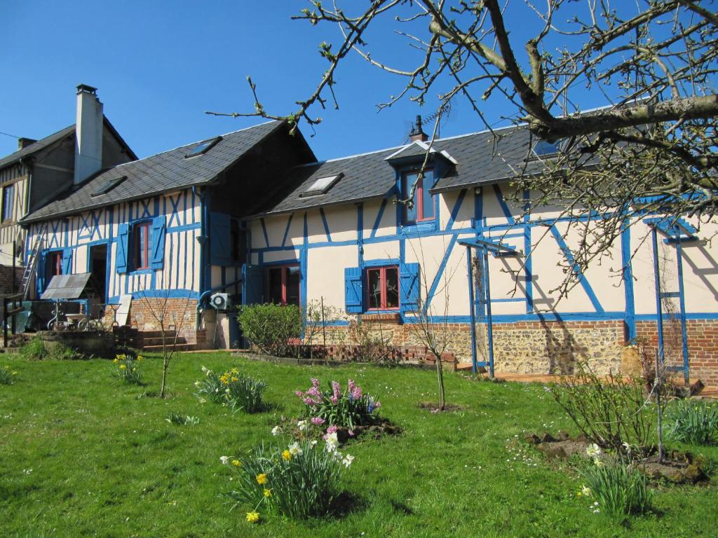 La Roseraie du Prieure 16 Côte de l'Eglise, 27790 Rosay-sur-Lieure