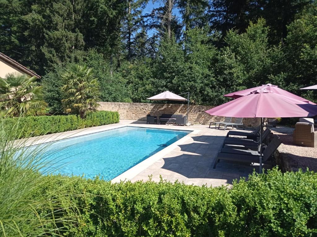 B&B / Chambre d'hôtes La Roussilhe La Roussilhe Route de Latronquière 46190 Sousceyrac