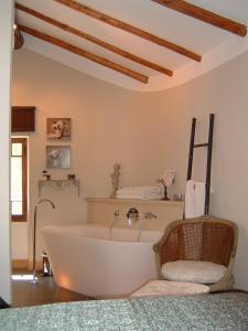 B&B / Chambre d'hôtes La Suite du Village d'Eze Rue du Burnou 06360 Èze Provence-Alpes-Côte d\'Azur