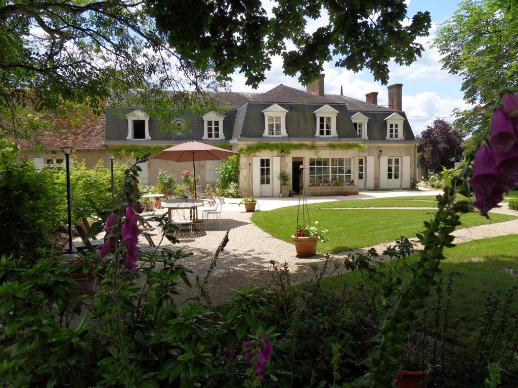 B&B / Chambre d'hôtes La Taille de Biou 22 rue de Biou 41350 Huisseau-sur-Cosson