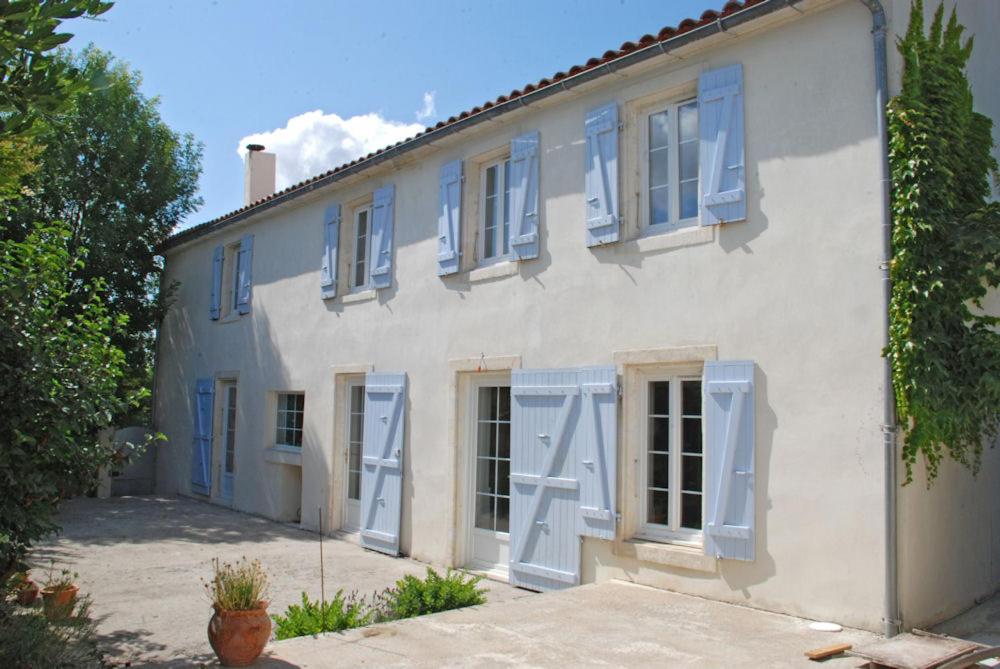 B&B / Chambre d'hôtes La Tonnelle Fleurie Chambres d'hôtes 1 Rue des Chauvelles 17220 Sainte-Soulle