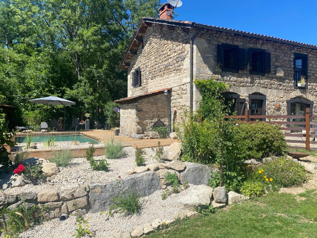 B&B / Chambre d'hôtes La Vaisse 372 Chemin de la Vaisse 63600 Ambert 63600 Ambert