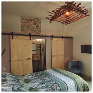 B&B / Chambre d'hôtes La Vigneronne des Costières 467 Rue de la République 30600 Vauvert Languedoc-Roussillon