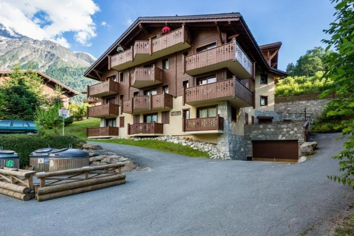 La Villa des Rosiers