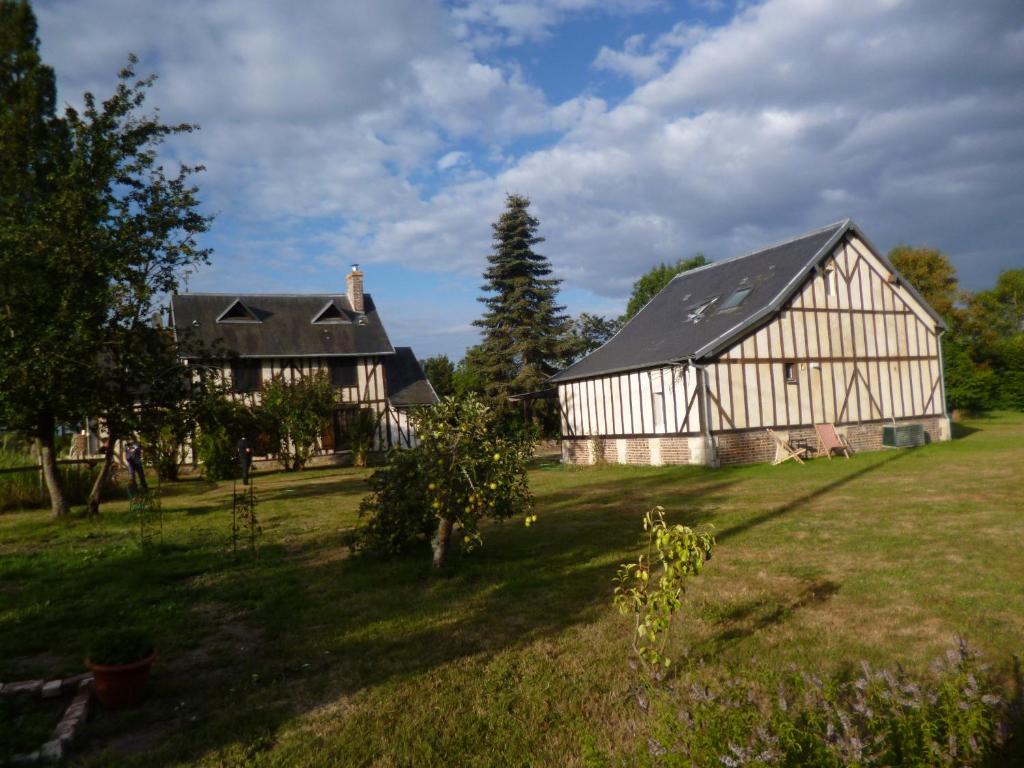 B&B / Chambre d'hôtes LA VILLA QUI A DU CHIEN Le Jardinet 61120 Neuville-sur-Touques