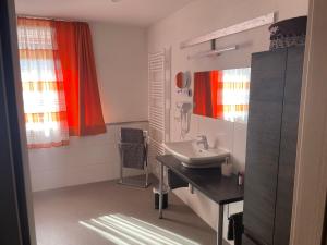 B&B / Chambre d'hôtes Landhotel Müller im Donautal 4 Rannenbergstraße Gemeinde Brachstadt 86660 Tapfheim Bavière