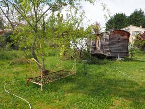 B&B / Chambre d'hôtes Larcher Les Ferrailles 04300 Pierrerue Provence-Alpes-Côte d\'Azur