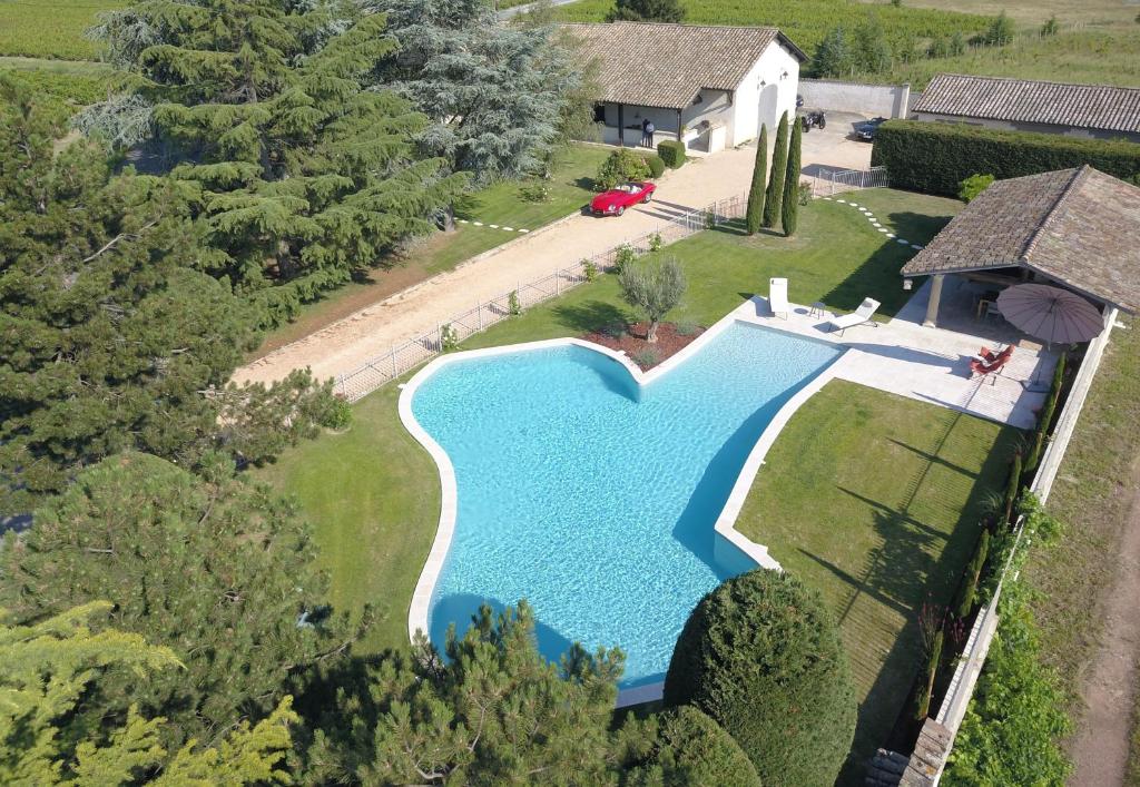 B&B / Chambre d'hôtes LE BEL AIR DE SAINT JEAN 480 Route de Bel air 69220 Belleville-en-Beaujolais