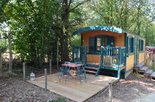 Le camp du fauconnier