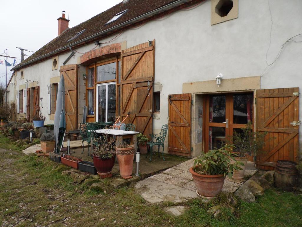 B&B / Chambre d'hôtes Le Champ Bouchon - Chambres d'hôtes Le Champ Bouchon 03240 Tréban