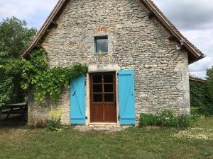 B&B / Chambre d'hôtes Le Chant du Coq Canteloube 46200 Lacave Midi-Pyrénées