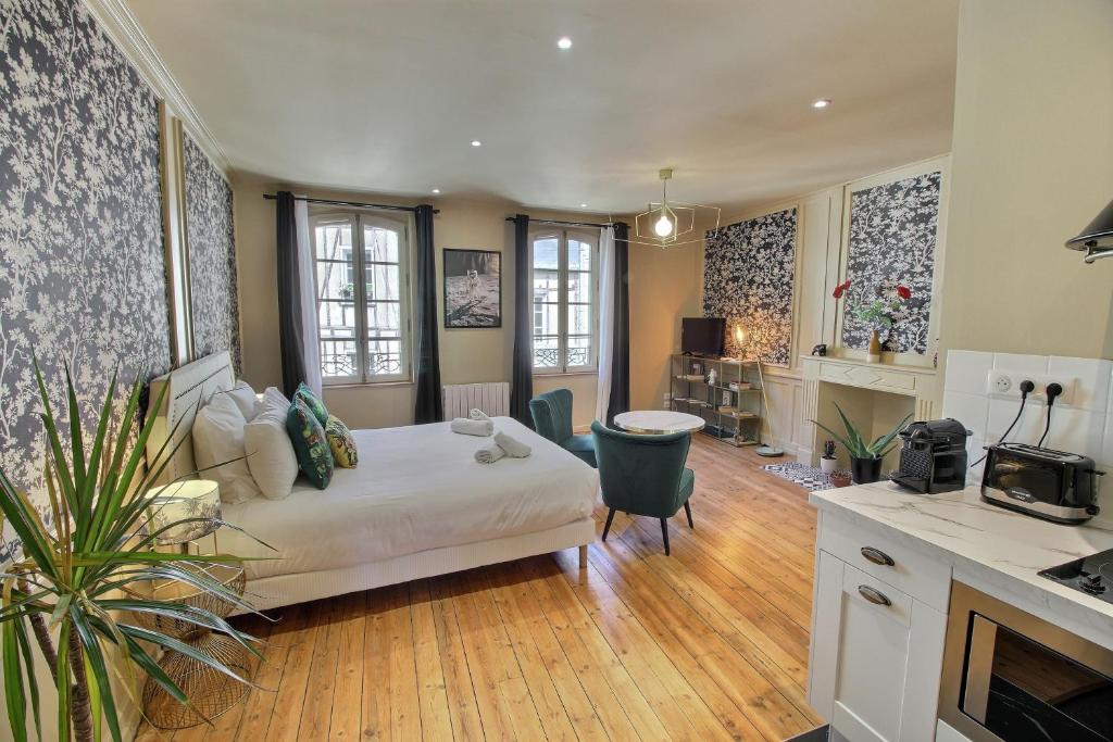 Le charme d'une vieille bastide provençale 83210 Solliès-Pont