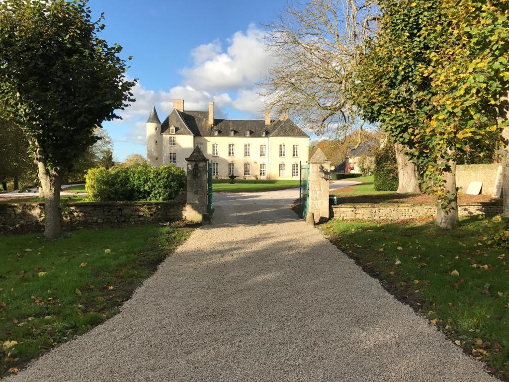 Le Château d'Asnières en Bessin Lieu dit le Château, 14710 Asnières-en-Bessin