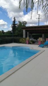 Le cheminblanc suite parentale