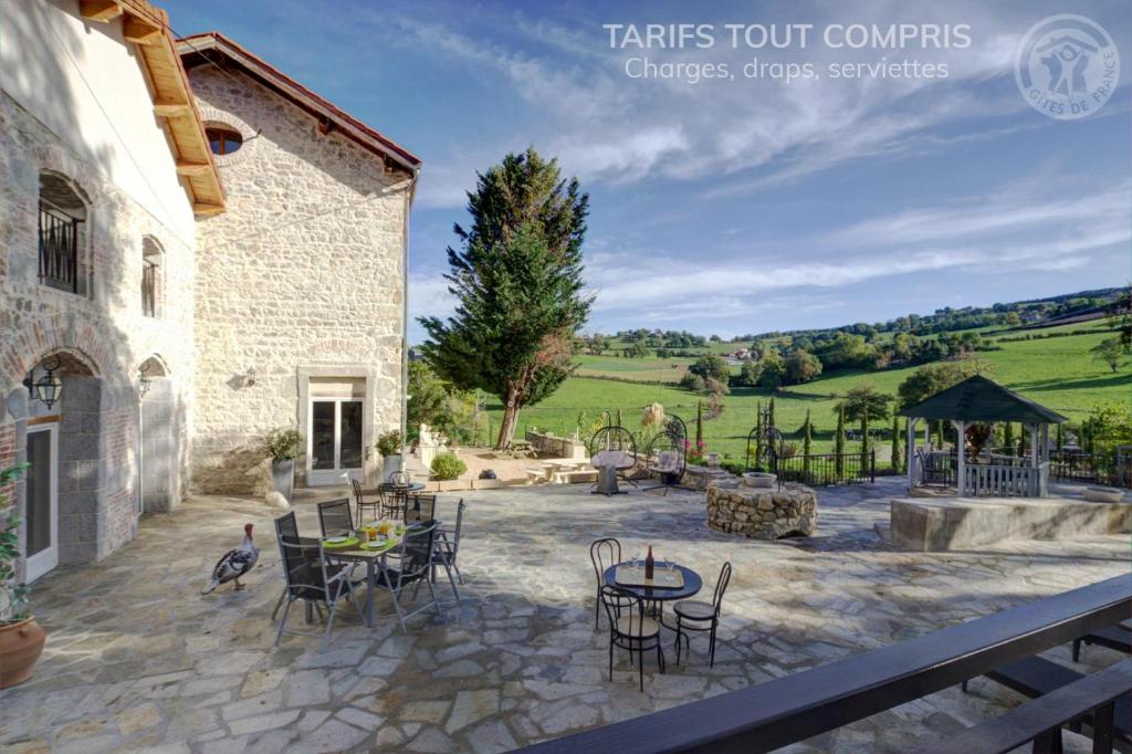 Le Cheval Blanc 84240 La Bastide-des-Jourdans