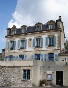 B&B / Chambre d'hôtes Le Clocher 73 Rue De La Cotette 39320 Saint-Julien Franche-Comté