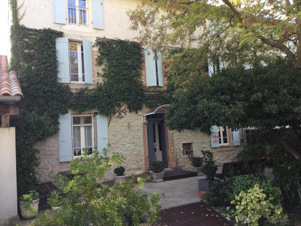 B&B / Chambre d'hôtes Le clos d'André Le président 4 impasse des pins 11400 Castelnaudary