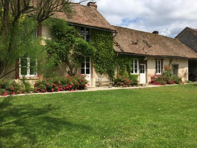 B&B / Chambre d'hôtes le Clos de la Livre 7 Rue d'Avenay 51160 Fontaine-sur-Ay