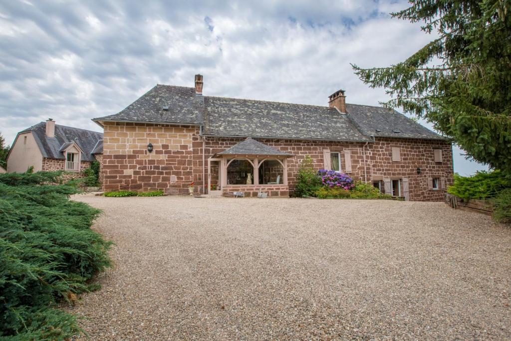 B&B / Chambre d'hôtes Le clos de rose Lieu dit pouret Pouret 19270 Ussac