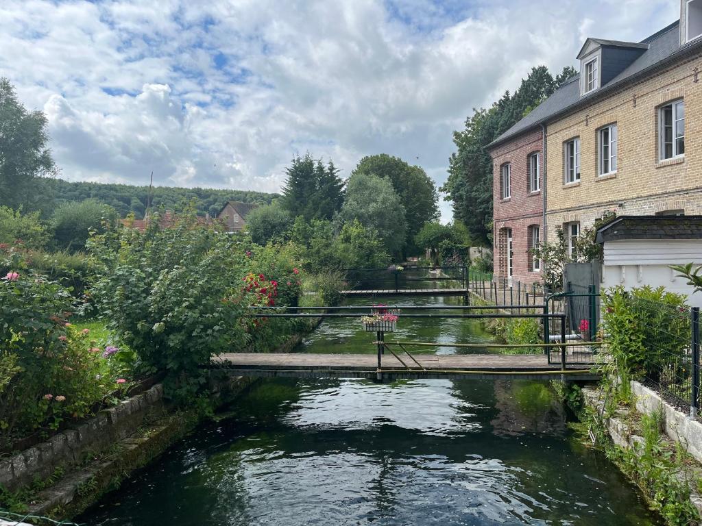 Le clos des augers, chambres d'hôtes et roulotte 37270 Azay-sur-Cher