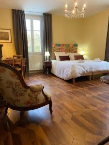 B&B / Chambre d'hôtes LE CLOS DU TULIPIER RUE EMILE LEBORGNE 38580 La Chapelle-du-Bard Rhône-Alpes