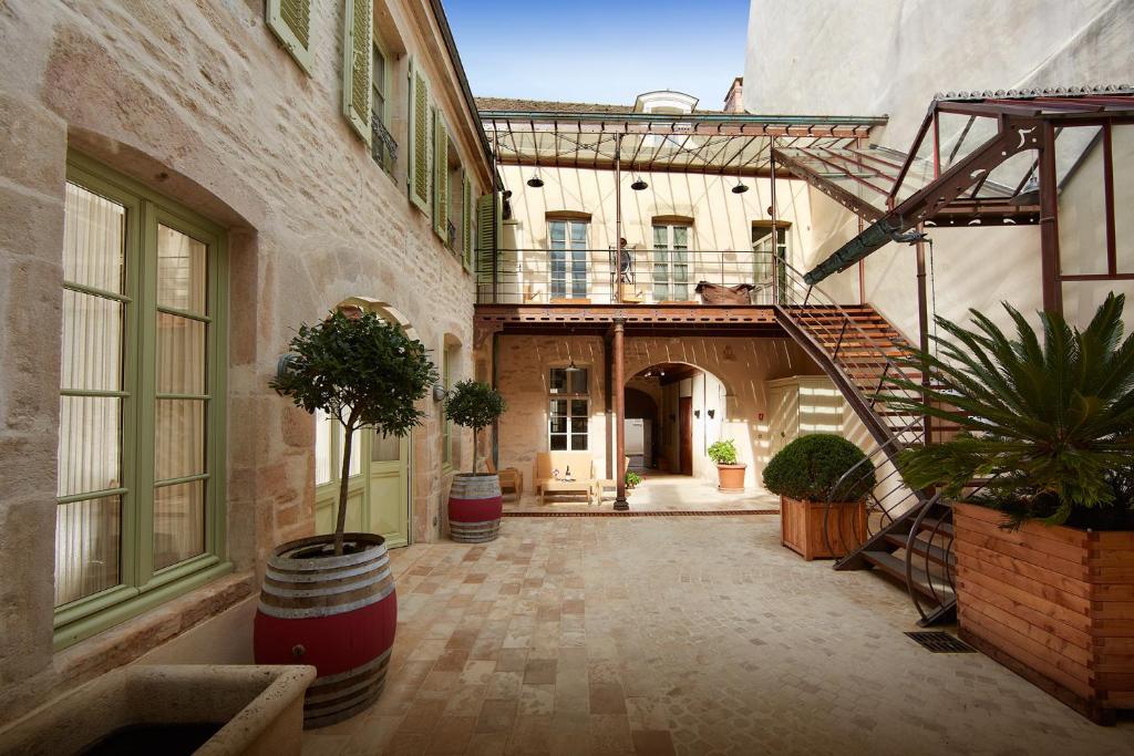 B&B / Chambre d'hôtes Le Clos Sainte-Marguerite - Chez les Fatien 17 rue Sainte Marguerite 21200 Beaune