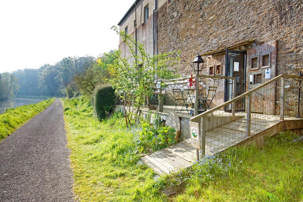 B&B / Chambre d'hôtes Le Deck'Halage Promenade Eugène Mounier 56140 Malestroit