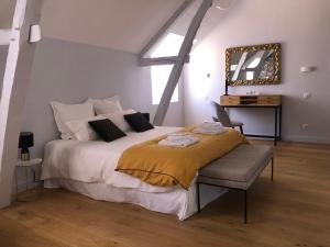 B&B / Chambre d'hôtes Le domaine Aubazen Lieu dit peventou 24290 La Chapelle-Aubareil Aquitaine