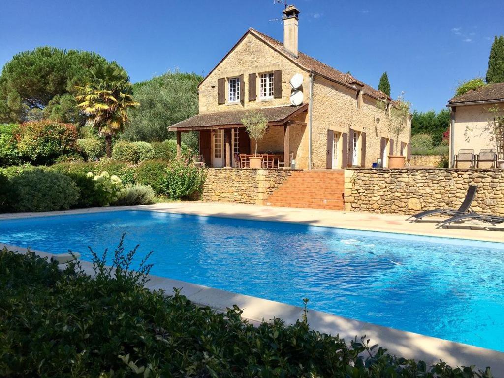 B&B / Chambre d'hôtes Le domaine Aubazen Lieu dit peventou 24290 La Chapelle-Aubareil