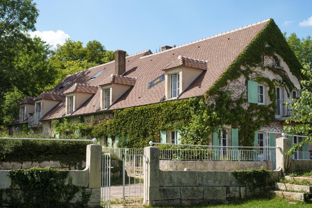 B&B / Chambre d'hôtes Le Domaine des Carriers 1 chemin des Roches 58500 Chevroches