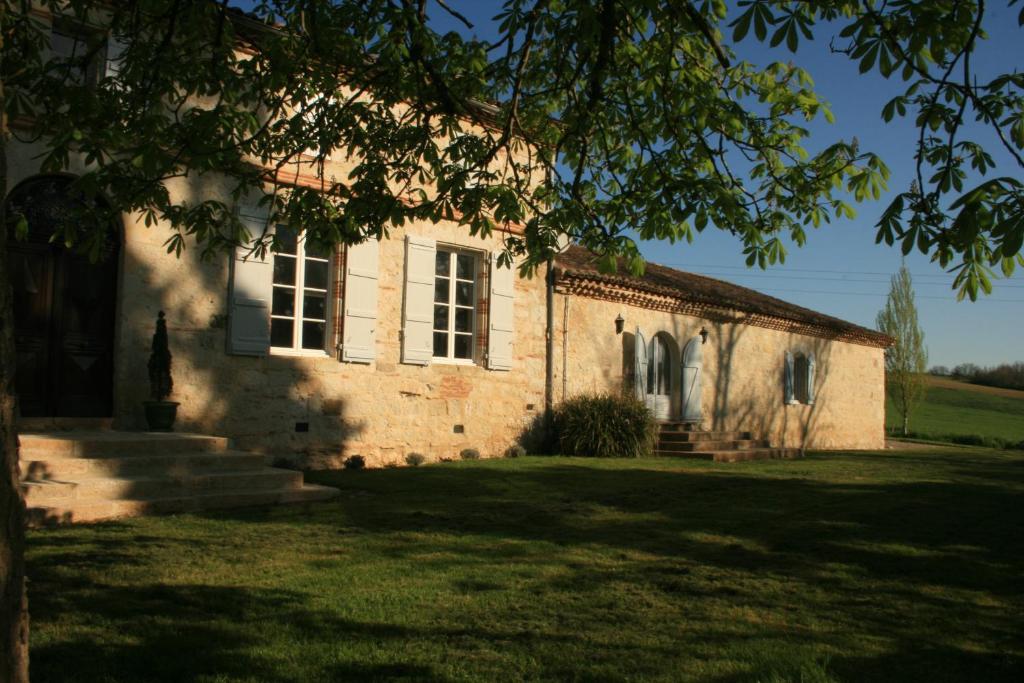 Le Farat Bed & Breakfast Lieu dit Farat, 82340 Auvillar