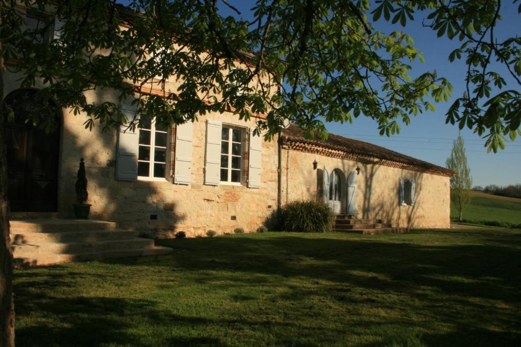 B&B / Chambre d'hôtes Le Farat Bed & Breakfast Lieu dit Farat 82340 Auvillar
