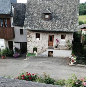 B&B / Chambre d'hôtes Le Fidèle 5 Rue du Vieux Bourg 19380 Saint-Chamant Limousin