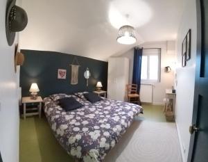 B&B / Chambre d'hôtes Le Grand Val 4 impasse du Grand-Val 15260 Lavastrie Auvergne