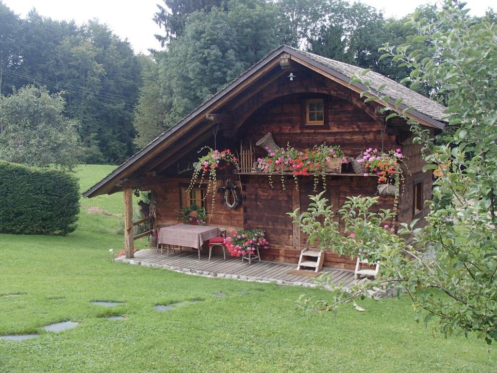 B&B / Chambre d'hôtes Le Grenier 1300 rte de la plage 74500 Saint-Paul-en-Chablais