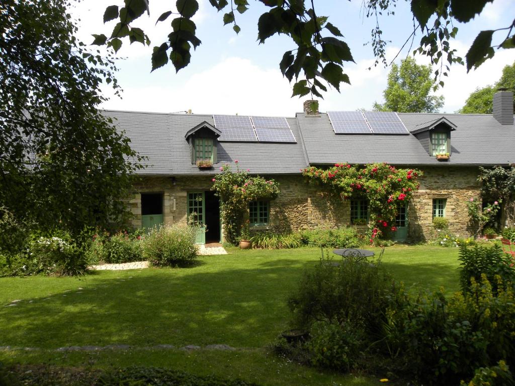 Le Lavoir de Julia Saint-Samson-de-Bonfossé 1 La Doisnelière, 50750 Bourgvallées