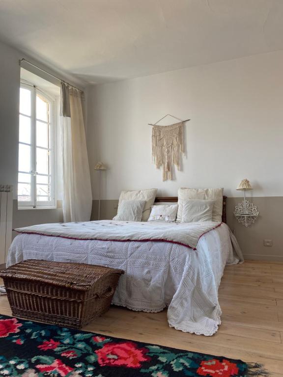 B&B / Chambre d'hôtes Le Logis Blanc b&b 15 Rue Jean Jacques Rousseau 11110 Coursan