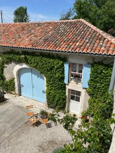 B&B / Chambre d'hôtes Le logis de Lasteyrie Lasteyrie, 1589 rte de la fontaine 24340 La Rochebeaucourt-et-Argentine -1