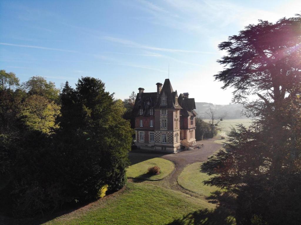 Le Manoir de Bénédicte B&B Les Planches, 61430 Cahan