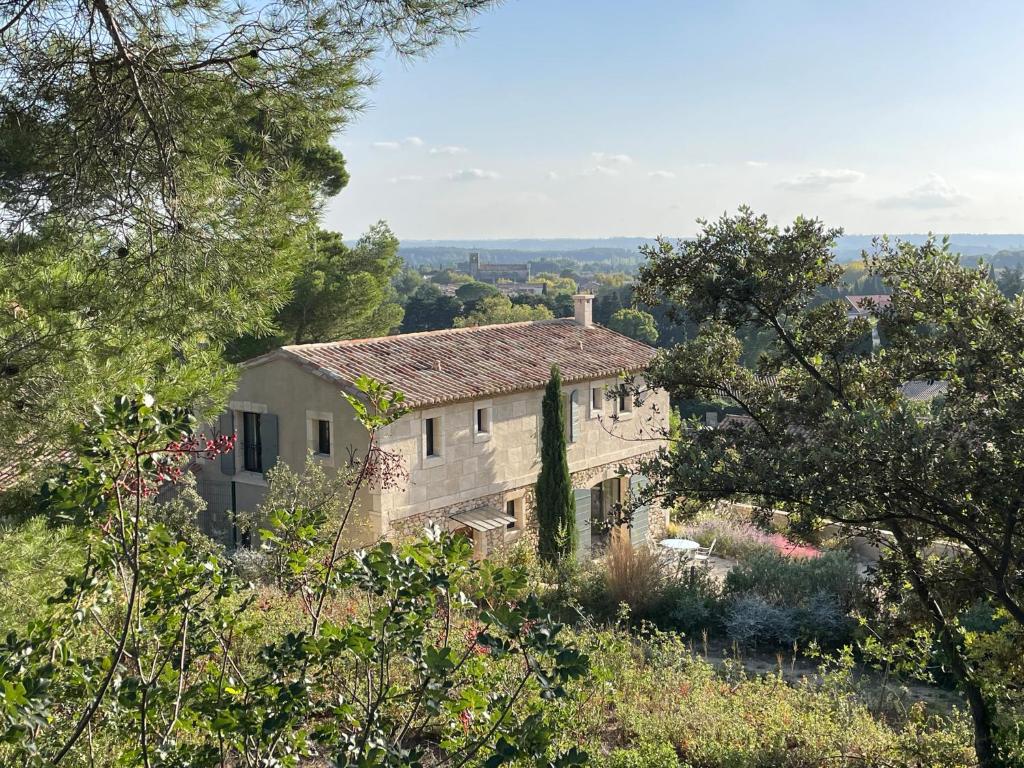 B&B / Chambre d'hôtes Le Mas Angelou 594 Petite Route des Baux 13520 Maussane-les-Alpilles