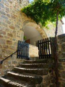 B&B / Chambre d'hôtes Le Mas des Monèdes Les Monedes 07460 Saint-Paul-le-Jeune Rhône-Alpes