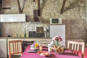 Le Mas Des Papillons B&B