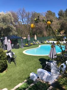 B&B / Chambre d'hôtes LE MAS RESCATOR 2431 route de Cagnes 06140 Vence Provence-Alpes-Côte d\'Azur