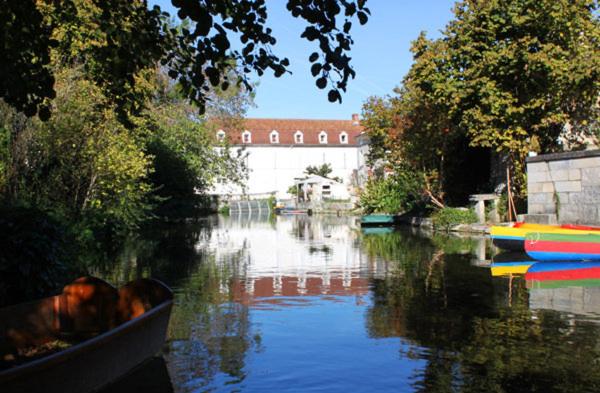 Le Moulin de Bassac le moulin de bassac 6 rue des moulins, 16120 Bassac