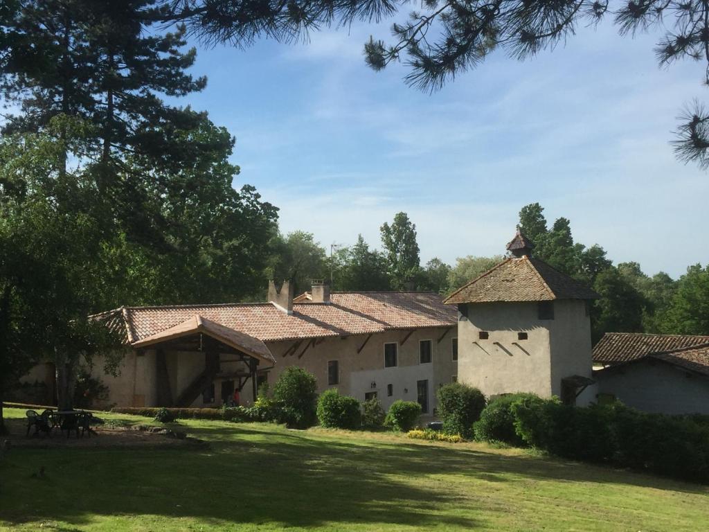 Le Moulin de Saint-Julien 39 route de Flurieux 39, route de Flurieux, 01140 Saint-Didier-sur-Chalaronne