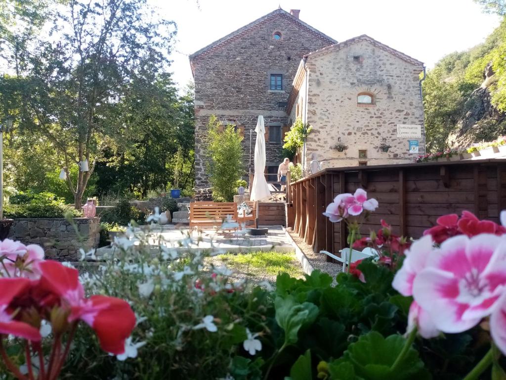 Le Moulin du Bateau Lanau D909, 43410 Léotoing