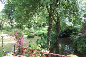 B&B / Chambre d'hôtes Le Moulin du Bignon Le Pont du Bignon 35580 Lassy Bretagne