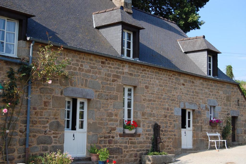 B&B / Chambre d'hôtes Le Pont St Michel Saint Etienne en Cogles 5 Le Pont 35460 Saint-Etienne-en-Coglès