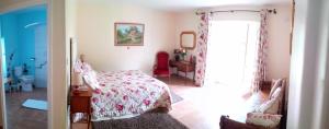 B&B / Chambre d'hôtes Le Presbytère de Vieuvy 4 Impasse du Presbytère 53120 Vieuvy -1