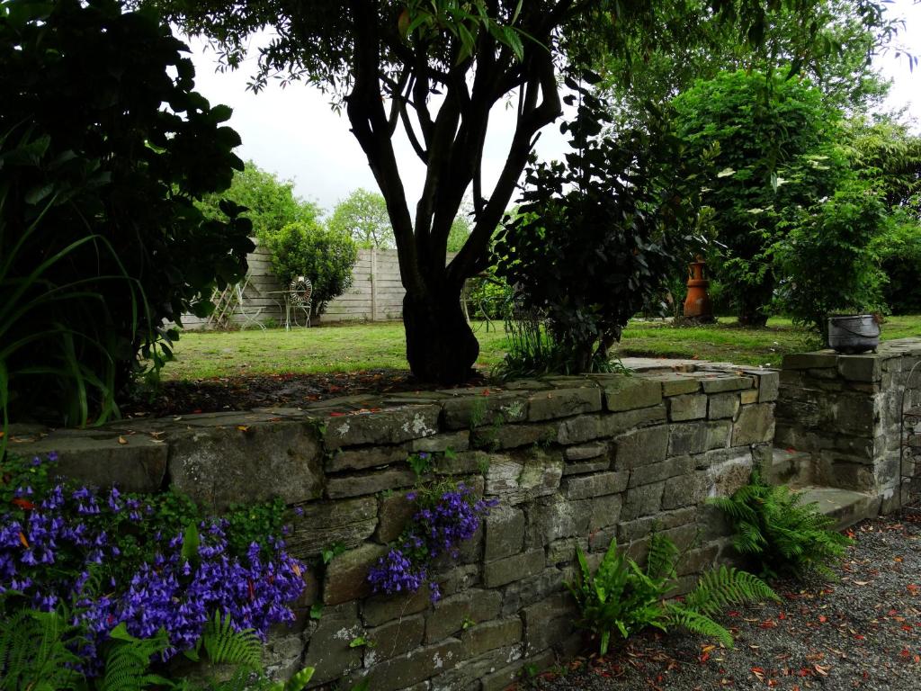 B&B / Chambre d'hôtes Le Relais 4 Route du Bocage 50510 Saint-Sauveur-la-Pommeraye